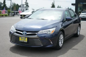 2016 Toyota Camry Hybrid LE stock 260618 photo 8