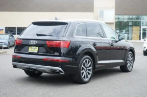 2017 Audi Q7 Premium Plus stock 14038a photo 3