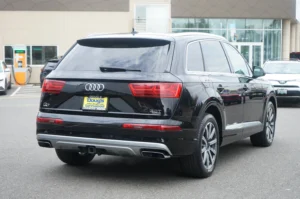 2017 Audi Q7 Premium Plus stock 14038a photo 4