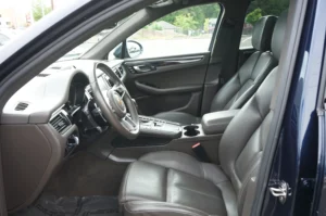 2017 Porsche Macan Base stock 260515D photo 21