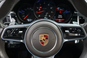 2017 Porsche Macan Base stock 260515D photo 27