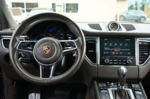 2017 Porsche Macan Base stock 260515D photo 28