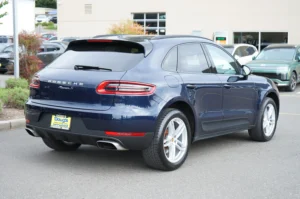 2017 Porsche Macan Base stock 260515D photo 3