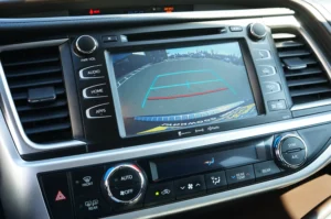 2017 Toyota Highlander XLE stock 260426 photo 24