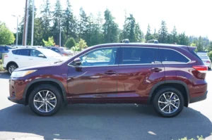 2017 Toyota Highlander XLE stock 260426 photo 6