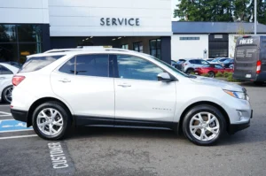 2019 Chevrolet Equinox LT stock 251044 photo 2