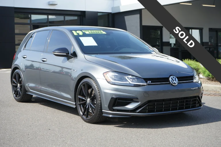 2019 Volkswagen Golf R DCC & Navigation 4Motion