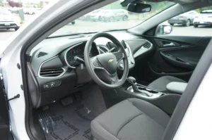 2022 Chevrolet Malibu LS stock 260561D photo 14