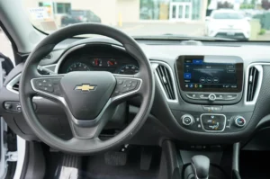 2022 Chevrolet Malibu LS stock 260561D photo 17