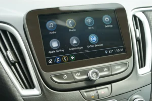 2022 Chevrolet Malibu LS stock 260561D photo 25