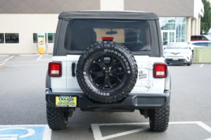 2022 Jeep Wrangler Unlimited Willys stock 260412MC photo 5