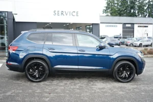 2022 Volkswagen Atlas 3.6L V6 SE w/Technology stock 260342D photo 2