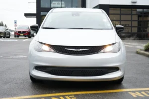 2024 Chrysler Voyager LX stock 251123D photo 2