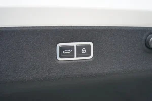 2024 Hyundai IONIQ 6 SE stock 260683HY photo 13