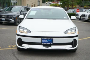 2024 Hyundai IONIQ 6 SE stock 260683HY photo 2