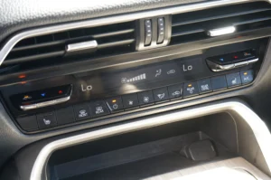 2024 Mazda CX-90 PHEV Preferred stock 260547J photo 25