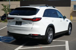 2024 Mazda CX-90 PHEV Preferred stock 260547J photo 3