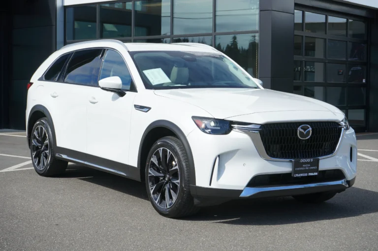 2024 Mazda CX-90 PHEV Premium Plus