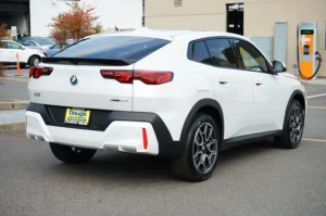2025 BMW X2 xDrive28i stock 260338D photo 4