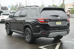 2025 Honda Pilot TrailSport stock 260562D photo 5