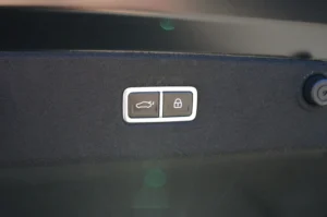 2025 Hyundai IONIQ 6 SE Standard Range stock 260548HY photo 12
