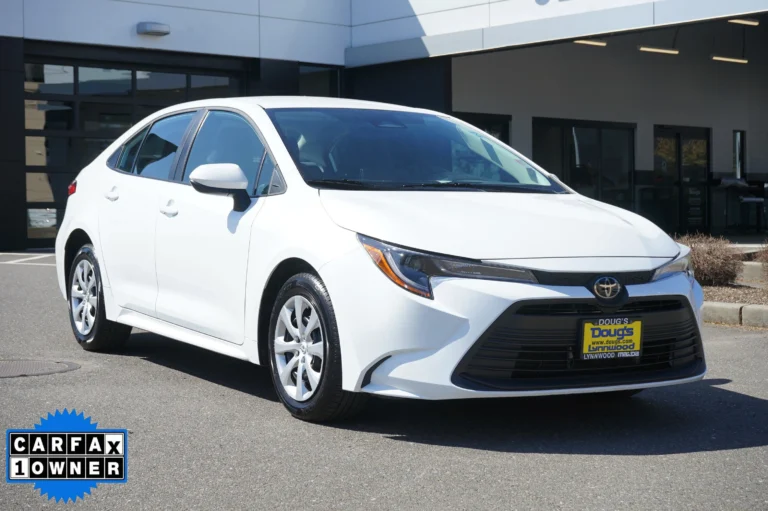 2025 Toyota Corolla LE