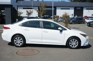2025 Toyota Corolla LE stock 260423D photo 2