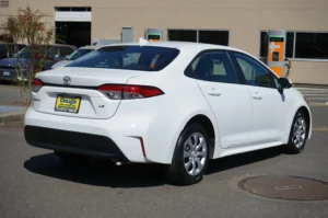 2025 Toyota Corolla LE stock 260423D photo 3