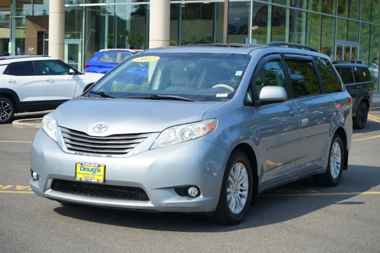 2012 Toyota Sienna XLE