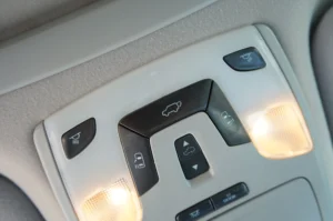 Used 2012 Toyota Sienna XLE for sale in Lynnwood, WA — photo 18