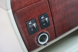 Used 2012 Toyota Sienna XLE for sale in Lynnwood, WA — photo 23