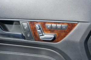 Used 2014 Mercedes-Benz E-Class E 350 for sale in Lynnwood, WA — photo 13