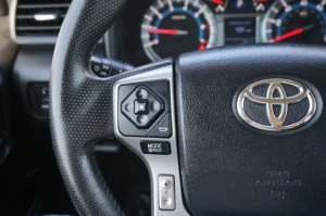 Used 2014 Toyota 4Runner SR5 for sale in Lynnwood, WA — photo 26