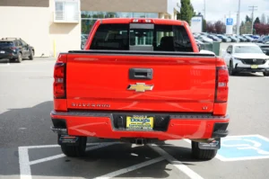 Used 2017 Chevrolet Silverado 1500 LT for sale in Lynnwood, WA — photo 3