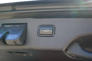Used 2018 Kia Sorento EX for sale in Lynnwood, WA — photo 12