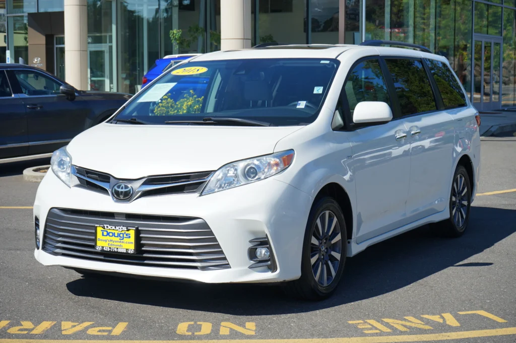 2018 Toyota Sienna XLE