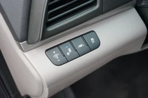 Used 2020 Hyundai ELANTRA SEL for sale in Lynnwood, WA — photo 11