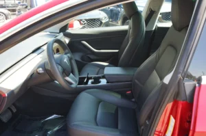 Used 2020 Tesla Model 3 Standard Range Plus for sale in Lynnwood, WA — photo 5