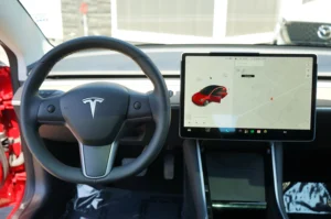 Used 2020 Tesla Model 3 Standard Range Plus for sale in Lynnwood, WA — photo 7