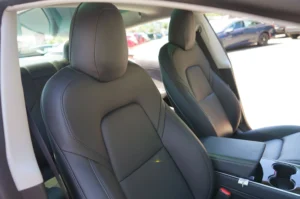 Used 2020 Tesla Model 3 Standard Range Plus for sale in Lynnwood, WA — photo 9
