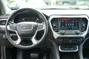 Used 2021 GMC Acadia SLE for sale in Lynnwood, WA — photo 17