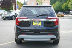 Used 2021 GMC Acadia SLE for sale in Lynnwood, WA — photo 6