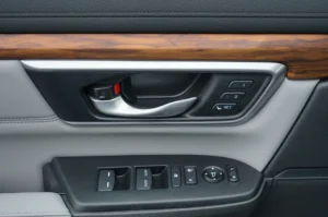 Used 2021 Honda CR-V Hybrid EX-L for sale in Lynnwood, WA — photo 12