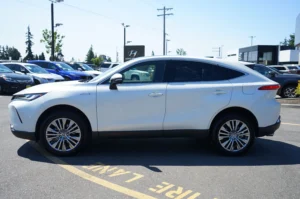 Used 2021 Toyota Venza Limited for sale in Lynnwood, WA — photo 8