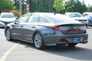 Used 2023 Hyundai SONATA SEL for sale in Lynnwood, WA — photo 4