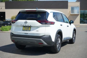 Used 2023 Nissan Rogue S for sale in Lynnwood, WA — photo 4