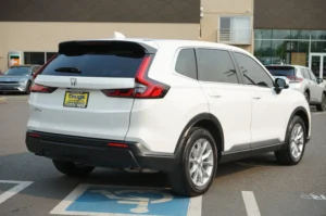 Used 2024 Honda CR-V EX-L for sale in Lynnwood, WA — photo 3