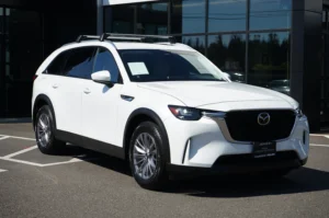 Used 2024 Mazda CX-90 PHEV Preferred for sale in Lynnwood, WA — photo 9