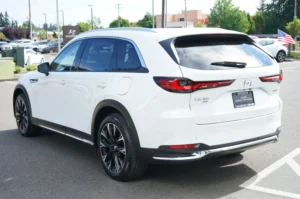 Used 2024 Mazda CX-90 PHEV Premium Plus for sale in Lynnwood, WA — photo 5