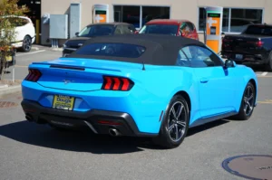 2025 Ford Mustang stock 260704D photo 3